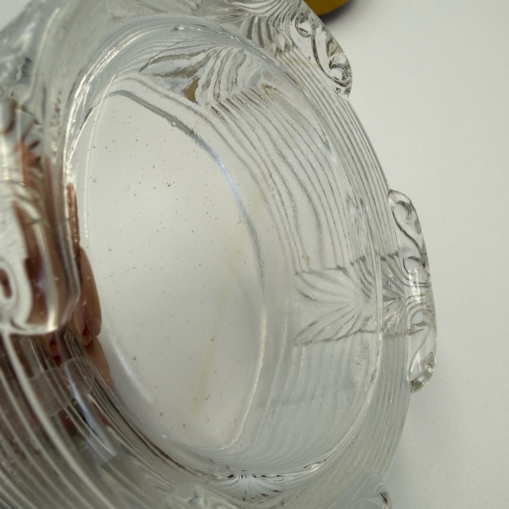 Vintage Art Deco Glass Vanity Cosmetic Makeup Jar Floral Lid Floral Pattern - Picture 9 of 11